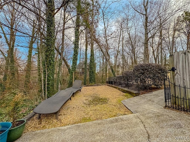 1851 Russet Woods Ln, Hoover, AL 35244 - view of yard featuring fence and a gate