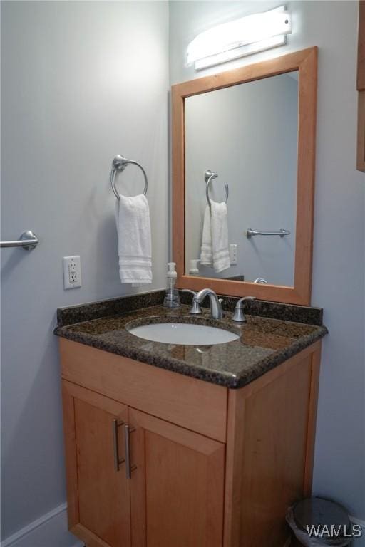 1018 Hackberry Ln Unit 113, Tuscaloosa, AL 35401 - bathroom featuring vanity