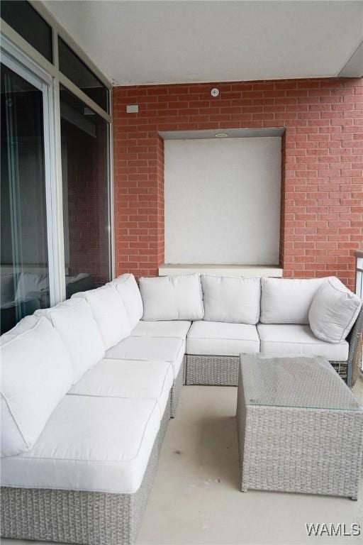 1018 Hackberry Ln Unit 113, Tuscaloosa, AL 35401 - balcony with an outdoor hangout area