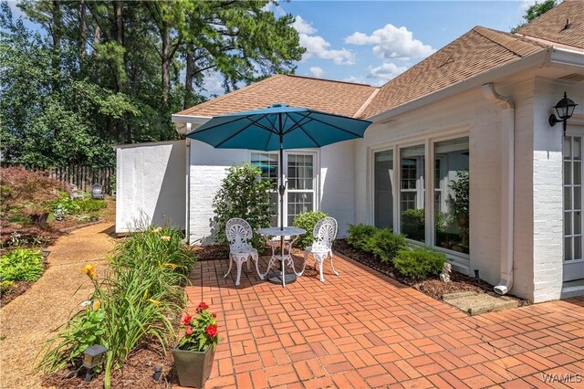 1137 Germantown Rd, Tuscaloosa, AL 35406 - view of patio with outdoor dining area