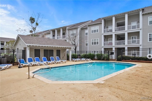 303 Helen Keller Blvd Unit B117, Tuscaloosa, AL 35404 - community pool with fence and a patio