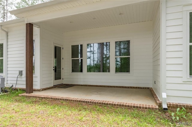 19536 Northbrook Ln, Berry, AL 35546 - entrance to property with a patio area
