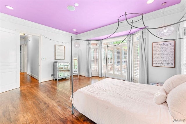120 Magnolia Cir, Centreville, AL 35042 - bedroom featuring ornamental molding, wood finished floors, and recessed lighting