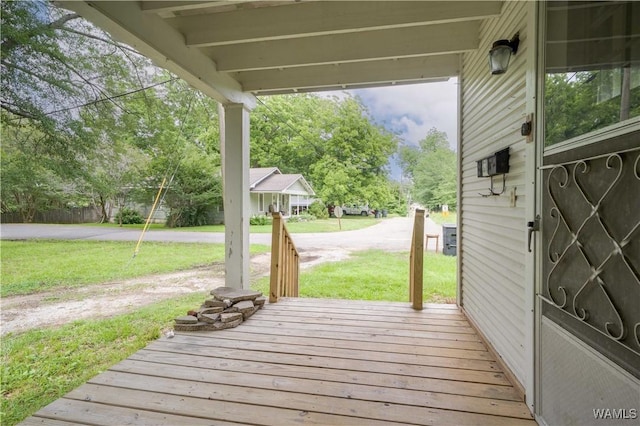 221 3rd Ct SW, Fayette, AL 35555 - porch featuring a lawn and view of scattered trees