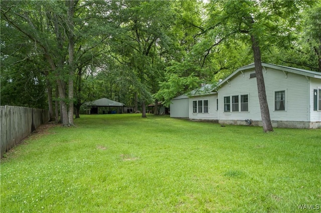221 3rd Ct SW, Fayette, AL 35555 - view of yard