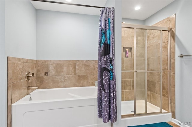 320 Rob Lee St, Moundville, AL 35474 - full bath featuring a bath and a shower stall