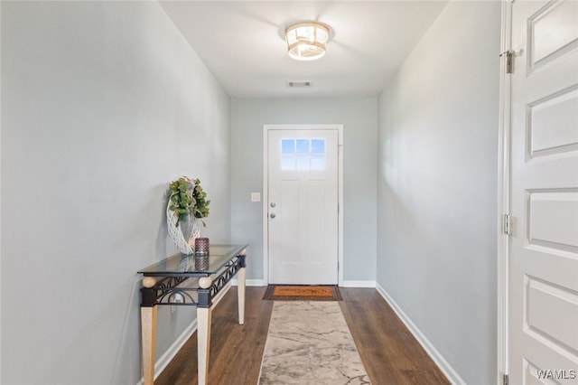 320 Rob Lee St, Moundville, AL 35474 - entryway featuring dark wood-style floors and baseboards
