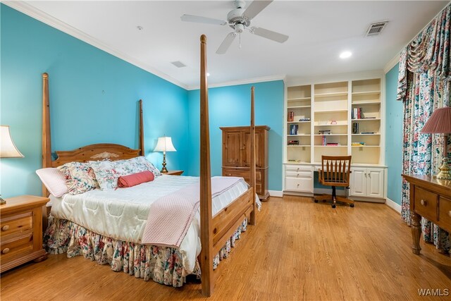 bedroom featuring light hardwood / wood-style floors, ceiling fan, and ornamental molding