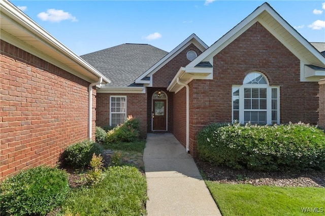 839 Seven Oaks Pl, Tuscaloosa, AL 35406 - entrance to property featuring brick siding and a shingled roof
