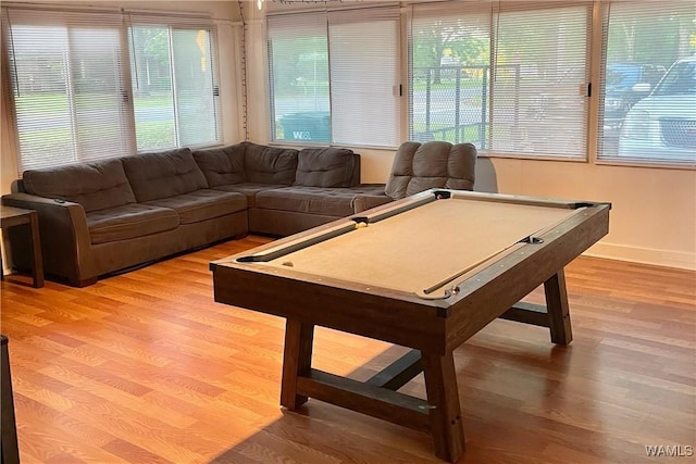 6400 Plantation Ct, Tuscaloosa, AL 35405 - game room with baseboards, light wood-style flooring, and billiards