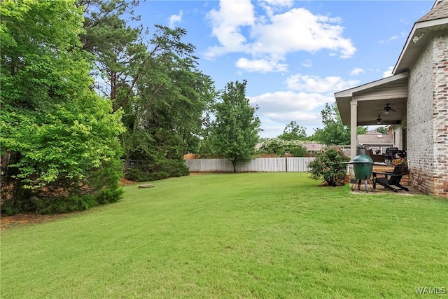 2940 Lake Crest Dr, Tuscaloosa, AL 35406 - view of yard with ceiling fan