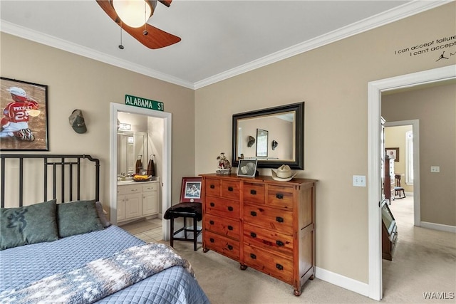 2940 Lake Crest Dr, Tuscaloosa, AL 35406 - bedroom with crown molding, light carpet, ensuite bathroom, and a ceiling fan