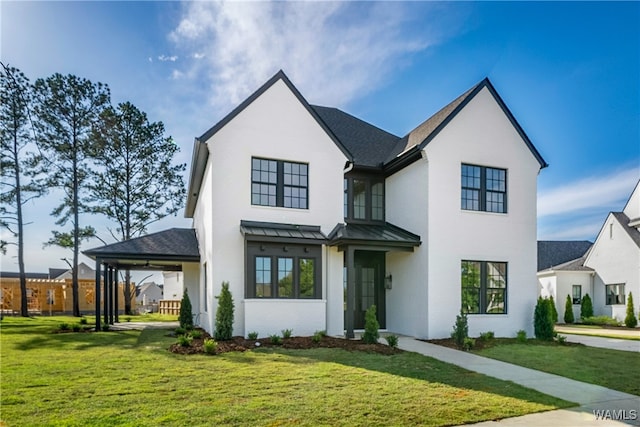 view of front of house with a front lawn