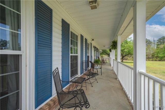 view of patio / terrace featuring covered porch