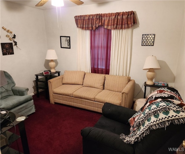 carpeted living room featuring ceiling fan