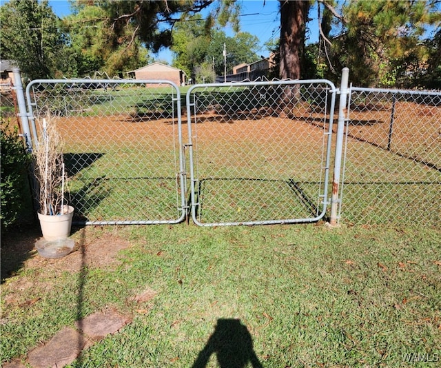 exterior space featuring a lawn