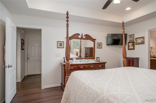 bedroom with ceiling fan, dark wood-style flooring, recessed lighting, and baseboards