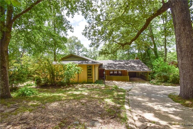 4702 Northwood Lake Dr E, Northport, AL 35473 - photo 1