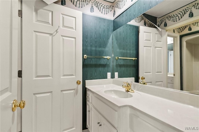 6803 Emerald Ln, Tuscaloosa, AL 35406 - bathroom with vanity
