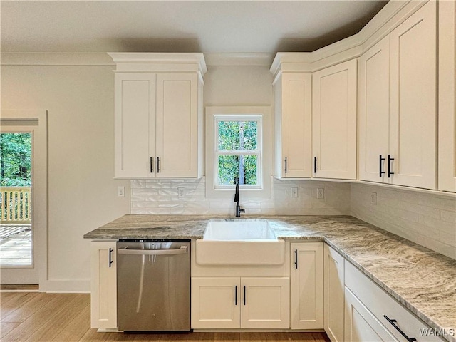 8 Northside Rd, Berry, AL 35546 - kitchen with dishwasher, backsplash, light wood-type flooring, light stone counters, and a sink