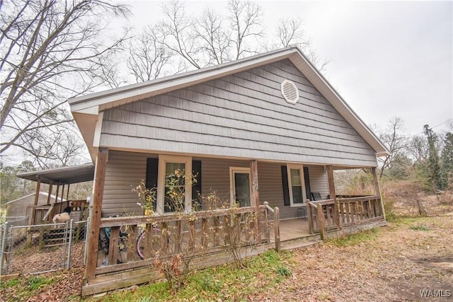 view of front facade featuring covered porch