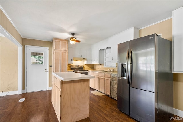 kitchen with a center island, dark hardwood / wood-style flooring, stainless steel appliances, and sink