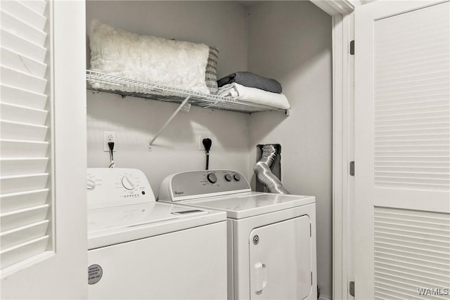 680 6th Ave NE Unit 3310, Tuscaloosa, AL 35404 - laundry room with separate washer and dryer