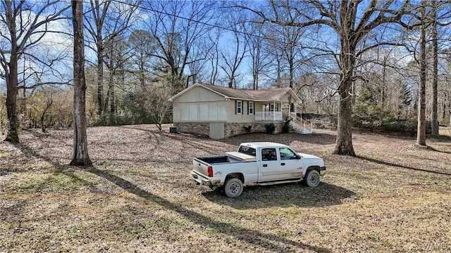 view of front of house with a porch