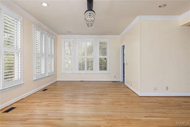 4184 Graves Gap Rd, Hayden, AL 35079 - empty room with ornamental molding, plenty of natural light, light wood-type flooring, and recessed lighting