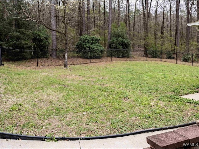 806 Arrowhead Vlg, Winfield, AL 35594 - view of yard with fence