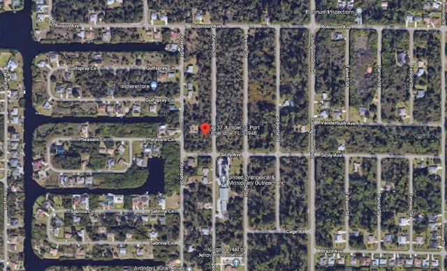 Listing photo 2 for 4137 Juniper St, Port Charlotte FL 33948