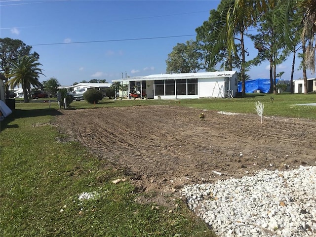 Listing photo 3 for 232 Blackburn Blvd, North Port FL 34287