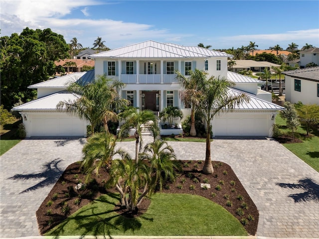 118 N Warbler Ln, Sarasota, FL 34236 - photo 1