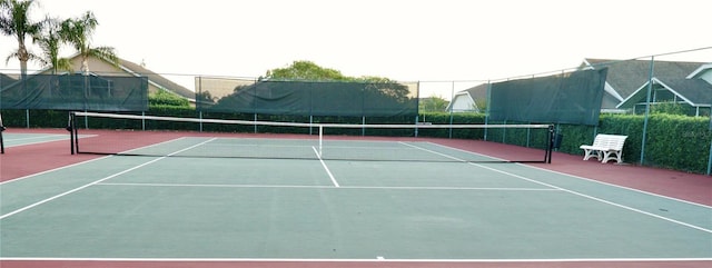 255 Royal Palm Dr, Davenport, FL 33837 - view of sport court with community basketball court and fence