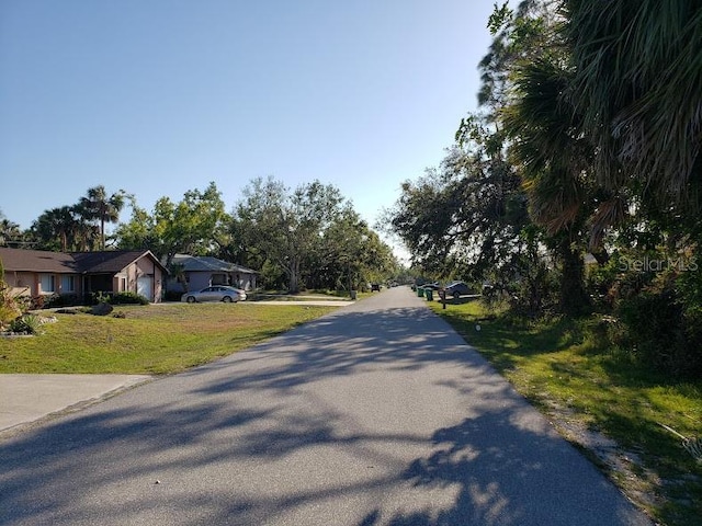 Listing photo 3 for 928 Tropical Ave NW, Port Charlotte FL 33948