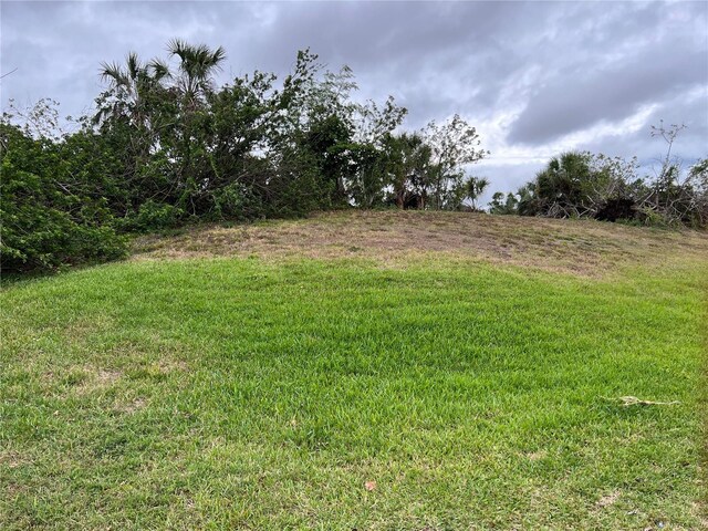 Woodbridge Dr, Venice, FL 34293 - photo 2
