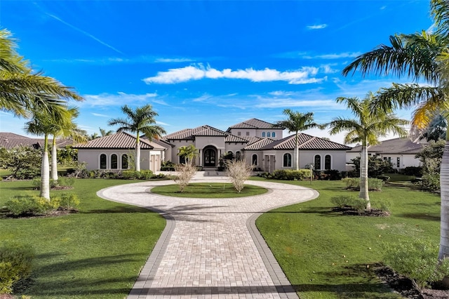 view of front of house with a front lawn