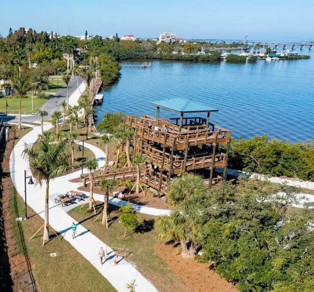 bird's eye view featuring a water view