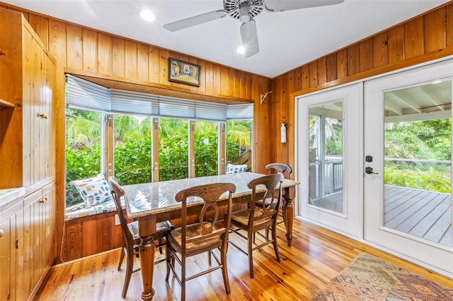 sunroom with french doors and ceiling fan