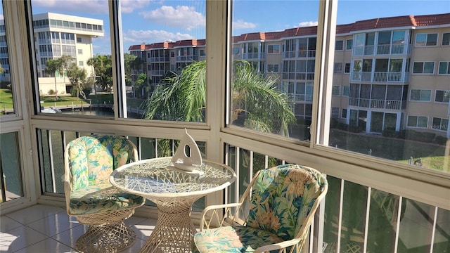 view of sunroom / solarium