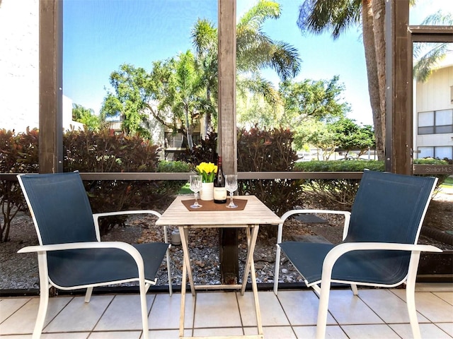 view of sunroom / solarium