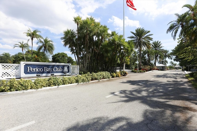 view of community / neighborhood sign