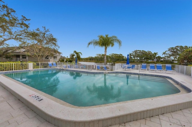 view of swimming pool