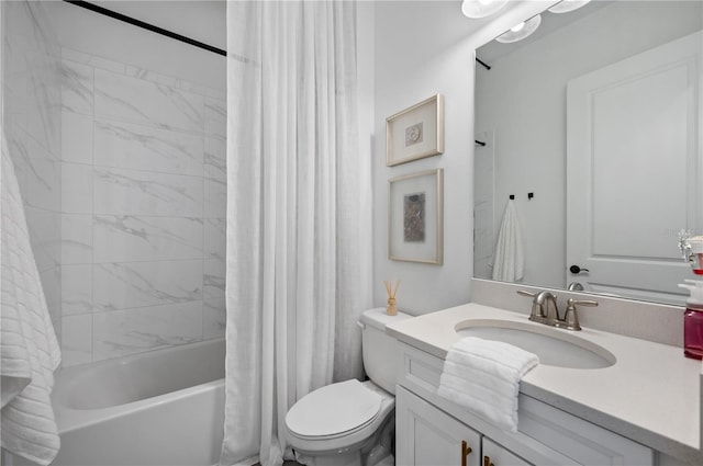 full bathroom featuring shower / bath combination with curtain, toilet, and vanity