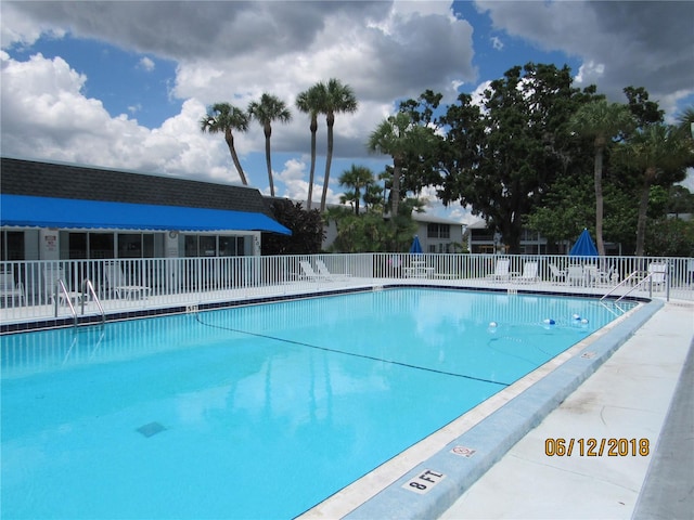 view of swimming pool