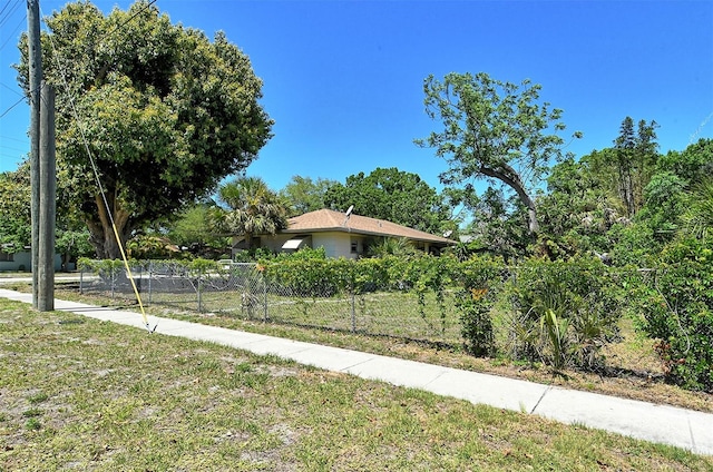 exterior space with a front yard