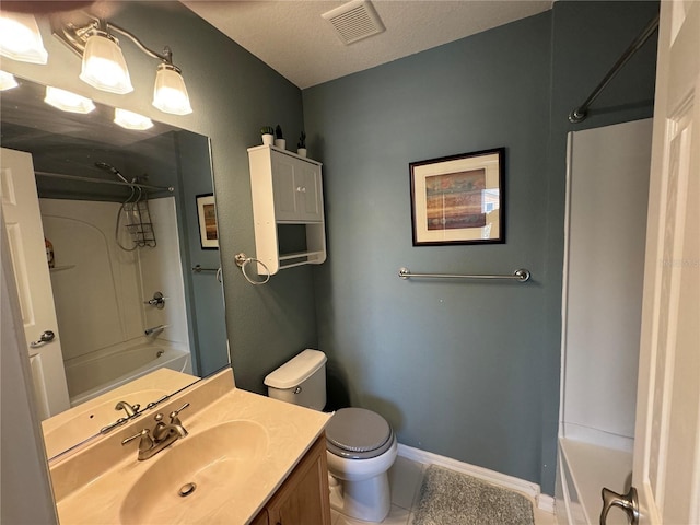 bathroom with toilet, shower / bath combination, vanity, visible vents, and baseboards