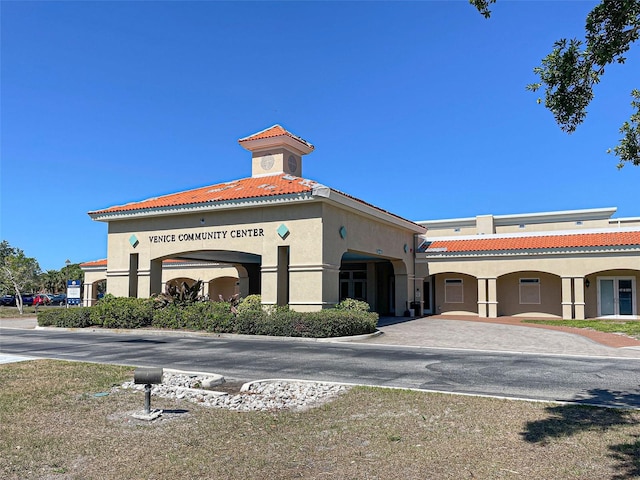 view of building exterior