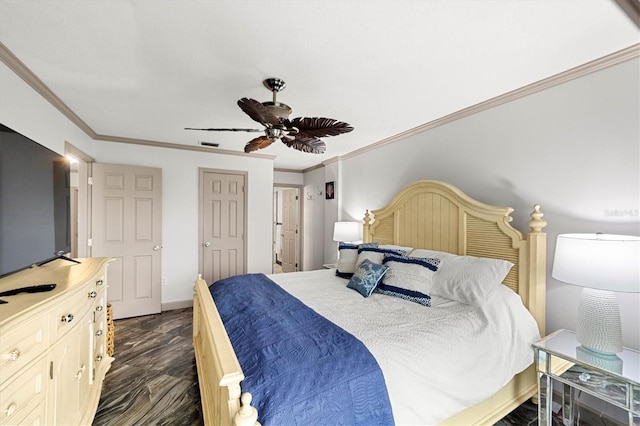 bedroom with crown molding and ceiling fan