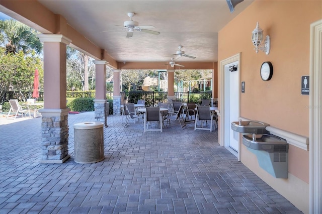 view of terrace with ceiling fan